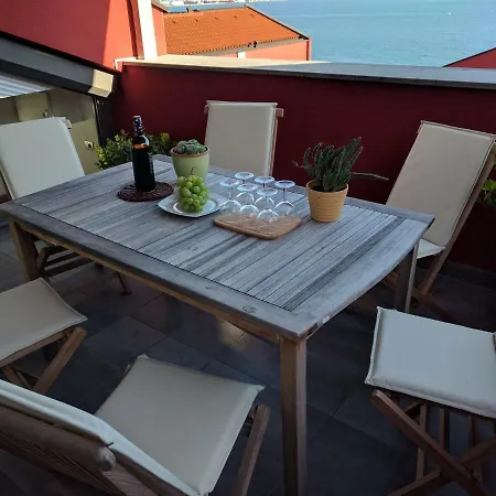 Jan's Place At Seaside